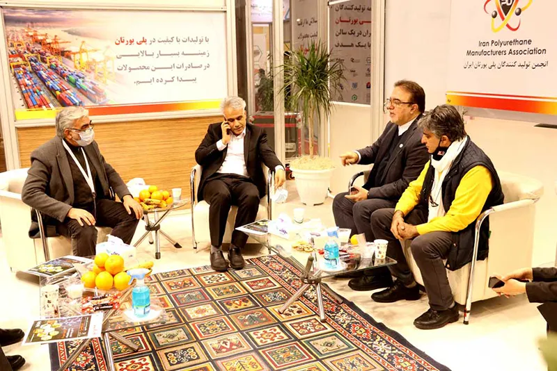  آقای رفیعی رییس انجمن پلی یورتان ایران 